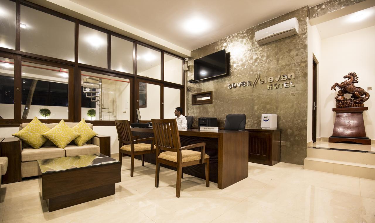 Grand 7 Hotel -Kesbewa Пилияндала Экстерьер фото